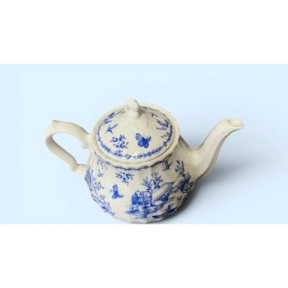 Churchill Toile China Teapot Tea Pot Countryside Butterfly Bird Vintage England